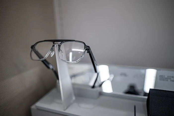 看到小米AI眼镜的价格，同行都松了一口气